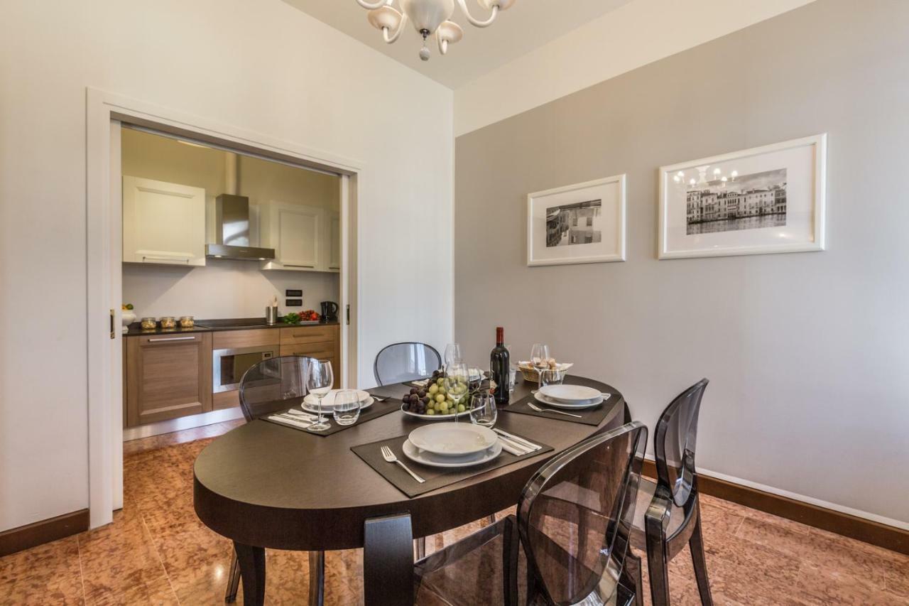 Ca' Del Monastero 1 Collection Apt For 4 Guests With Balcony And Lift Venedig Exteriör bild