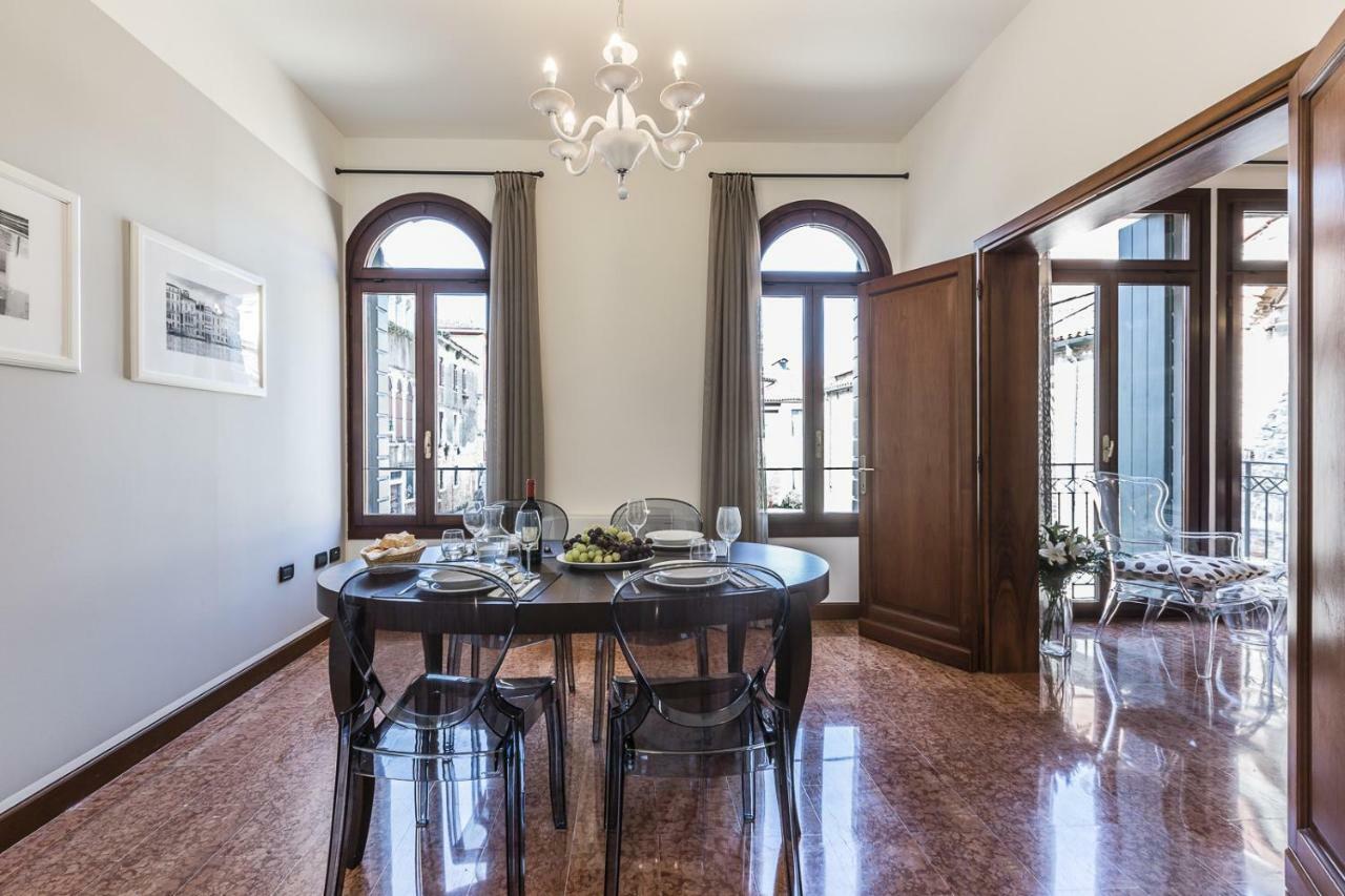 Ca' Del Monastero 1 Collection Apt For 4 Guests With Balcony And Lift Venedig Exteriör bild